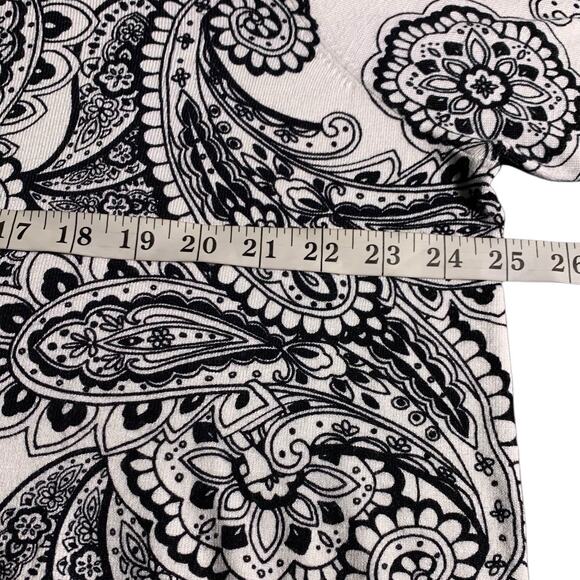 NWT Chico's Sweater Women's Sz 4 (2X) Pullover Monochrome Line Paisley Boat Neck - Picture 7 of 8